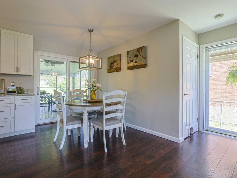 607 Libbejo Drive, Cincinnati, OH 45238 Photo 8