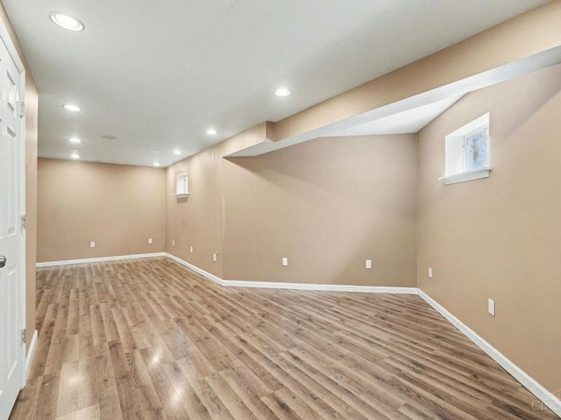 6492 Abingdon Hall, Hamilton Twp, OH 45152 Photo 19