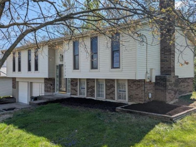 12034 Havilland Court, Springfield Twp., OH 45240 Photo 2