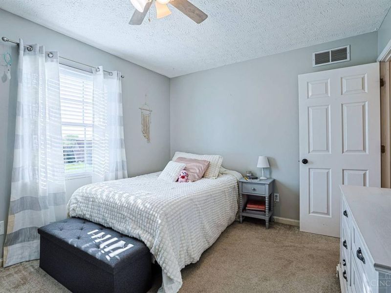 615 Saint James Place, Trenton, OH 45067 Photo 19