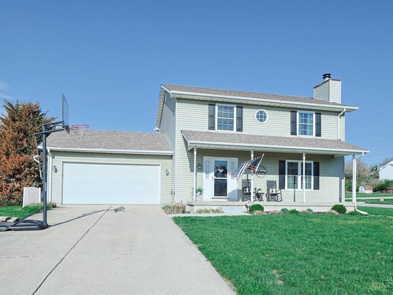 615 Saint James Place, Trenton, OH 45067 Photo 2