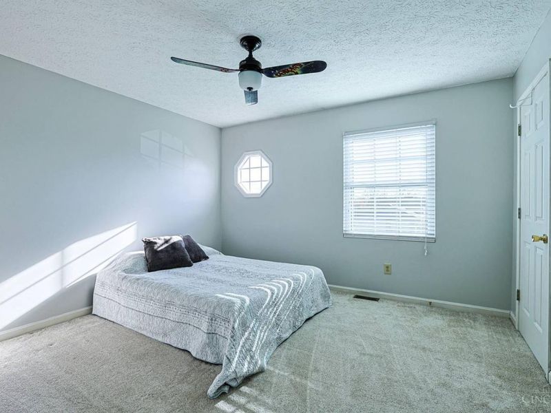 615 Saint James Place, Trenton, OH 45067 Photo 20