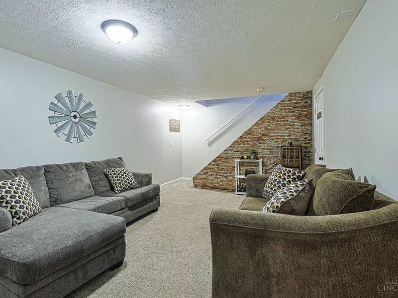 615 Saint James Place, Trenton, OH 45067 Photo 26