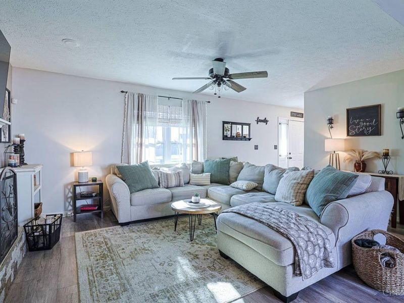 615 Saint James Place, Trenton, OH 45067 Photo 7