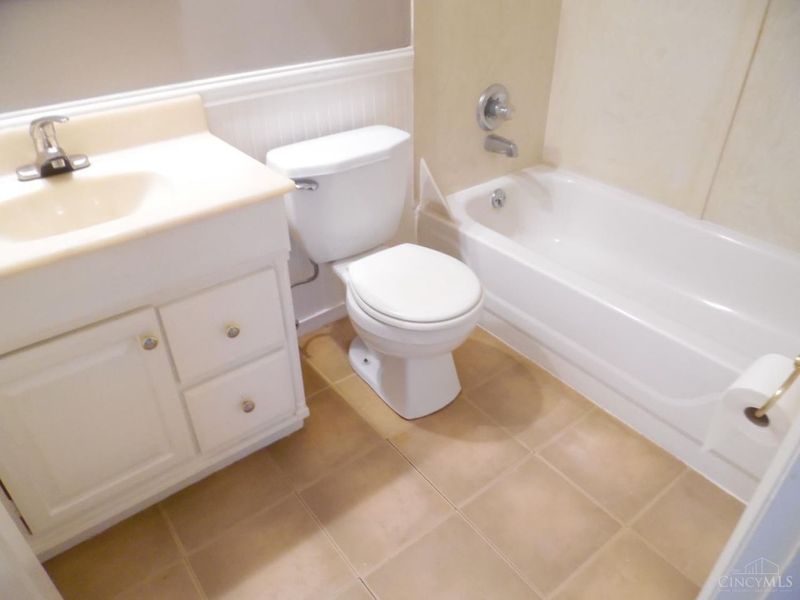 8050 Happiness Way, West Chester, OH 45069 Photo 22