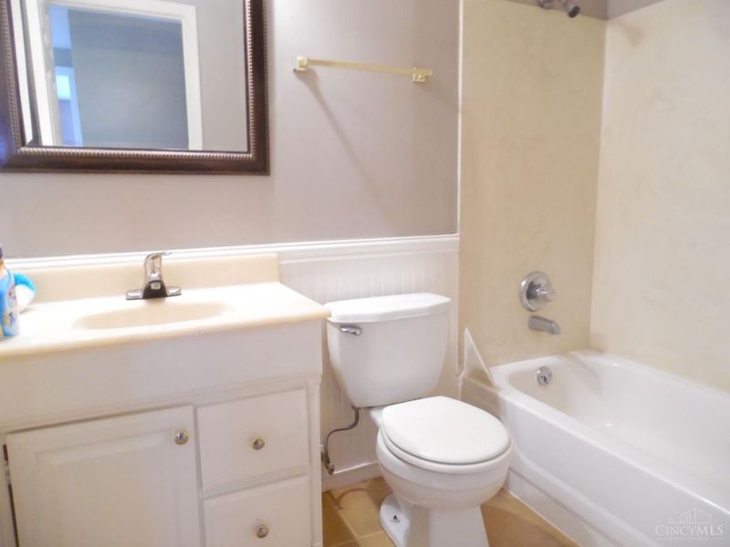 8050 Happiness Way, West Chester, OH 45069 Photo 23