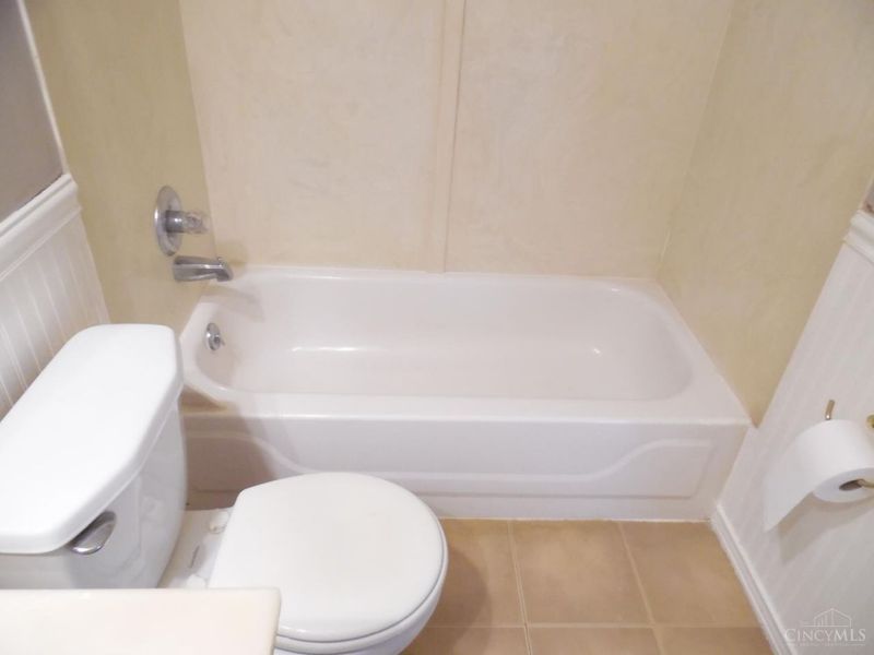 8050 Happiness Way, West Chester, OH 45069 Photo 24