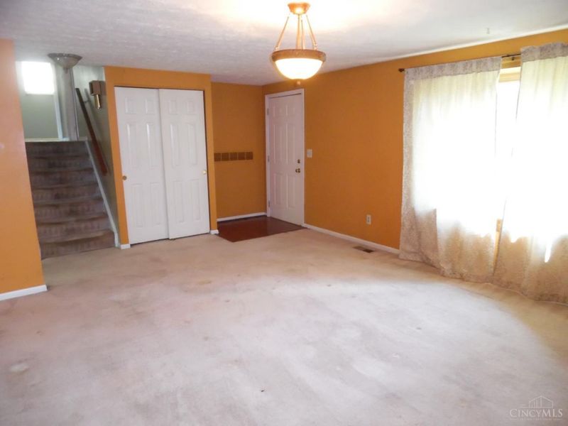 8050 Happiness Way, West Chester, OH 45069 Photo 3