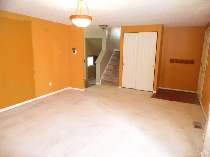8050 Happiness Way, West Chester, OH 45069 Photo 4