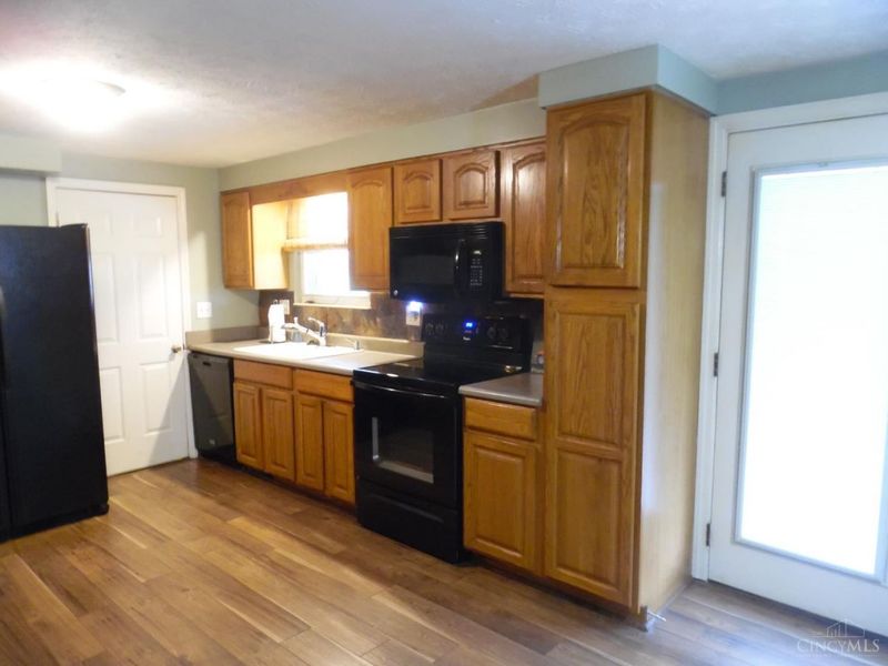 8050 Happiness Way, West Chester, OH 45069 Photo 5