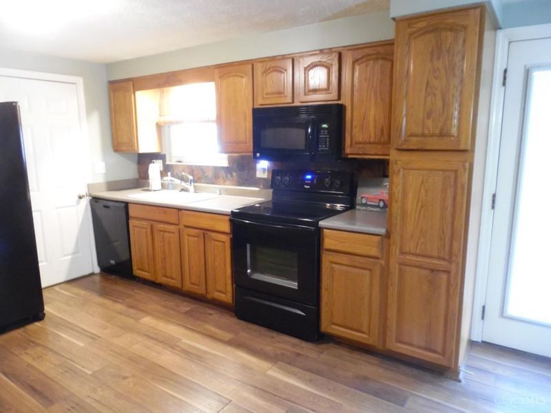 8050 Happiness Way, West Chester, OH 45069 Photo 6