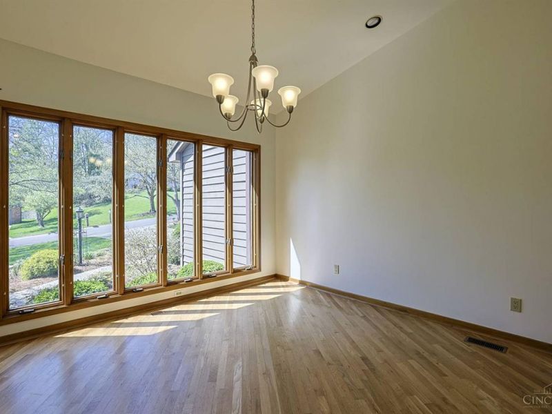 9306 Bluewing Terrace, Blue Ash, OH 45236 Photo 12