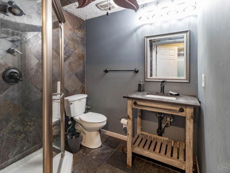 10283 Springlen Court, Colerain Township, OH 45251 Photo 17