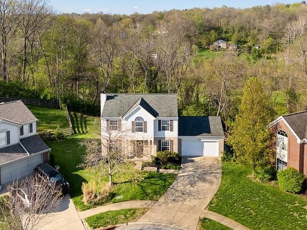 2560 Coveyrun Court, Cincinnati, OH 45230