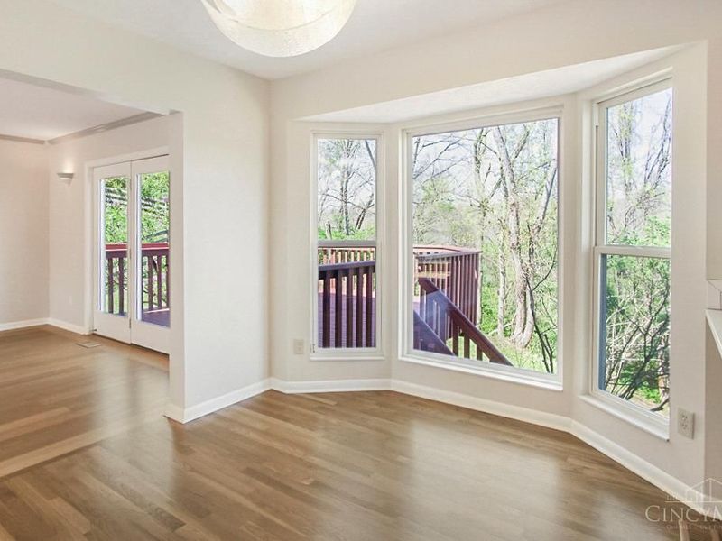 2560 Coveyrun Court, Cincinnati, OH 45230 Photo 10