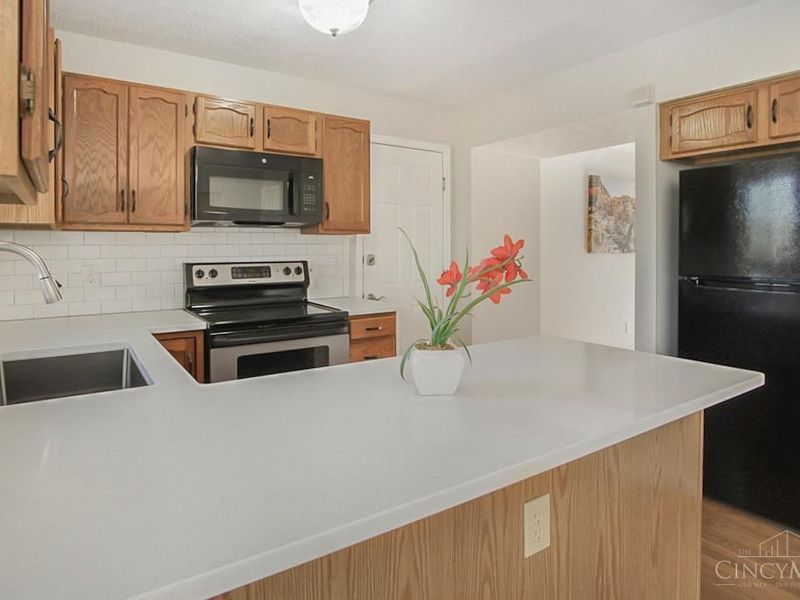 2560 Coveyrun Court, Cincinnati, OH 45230 Photo 13