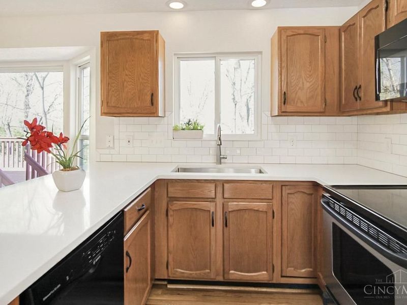2560 Coveyrun Court, Cincinnati, OH 45230 Photo 17