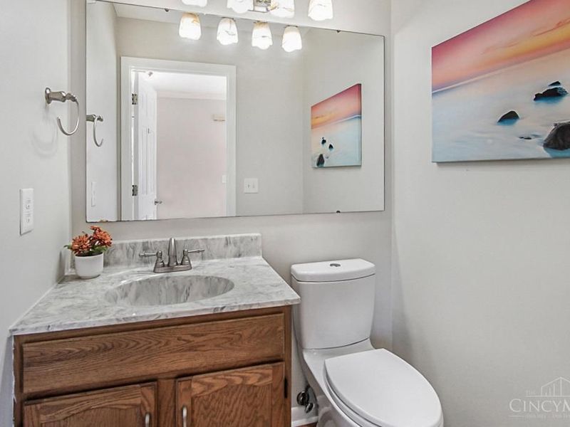 2560 Coveyrun Court, Cincinnati, OH 45230 Photo 18