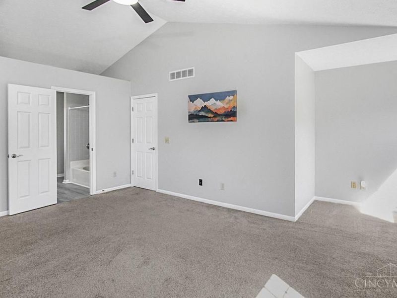 2560 Coveyrun Court, Cincinnati, OH 45230 Photo 21