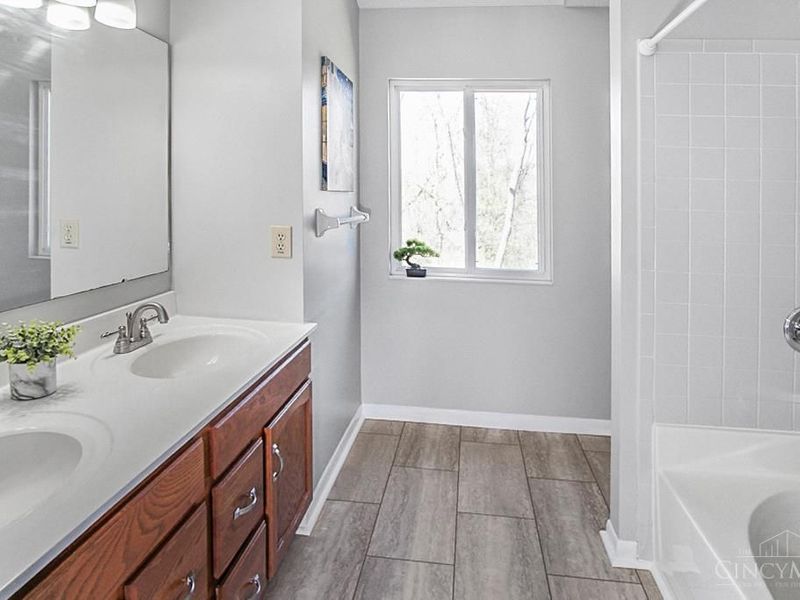 2560 Coveyrun Court, Cincinnati, OH 45230 Photo 28