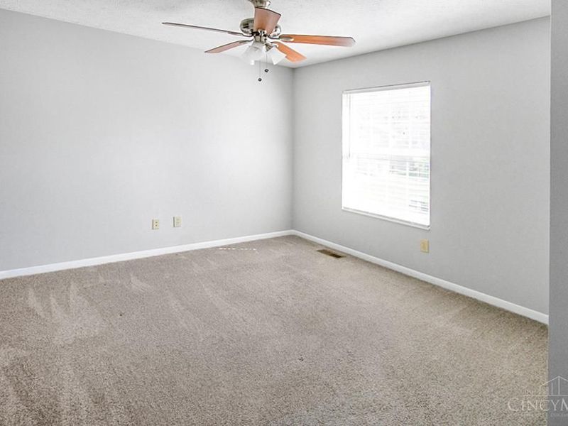 2560 Coveyrun Court, Cincinnati, OH 45230 Photo 32