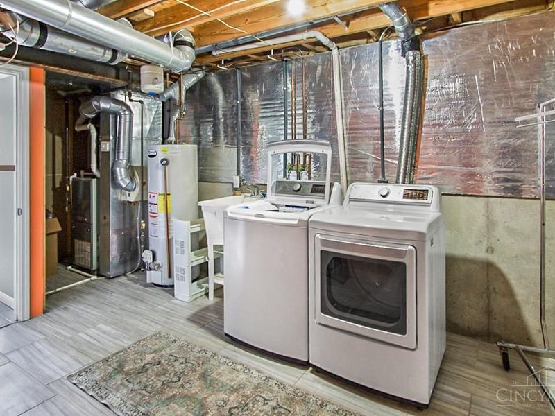 2560 Coveyrun Court, Cincinnati, OH 45230 Photo 42