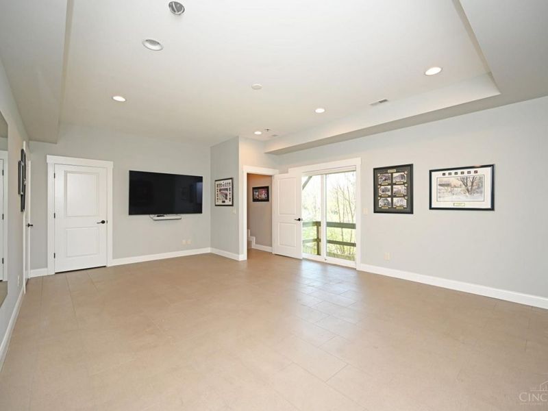 621 Athens Avenue, Cincinnati, OH 45226 Photo 47