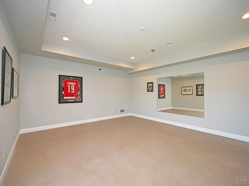 621 Athens Avenue, Cincinnati, OH 45226 Photo 48