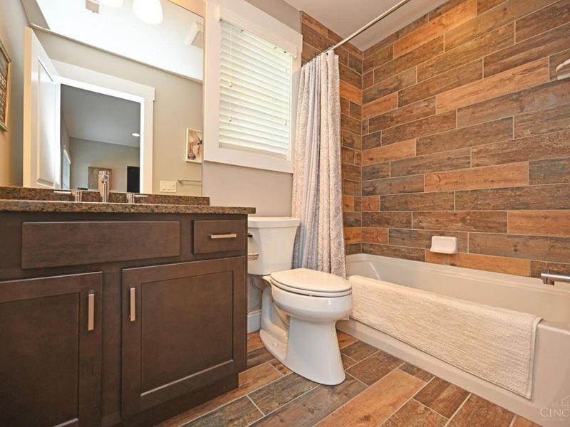 621 Athens Avenue, Cincinnati, OH 45226 Photo 54