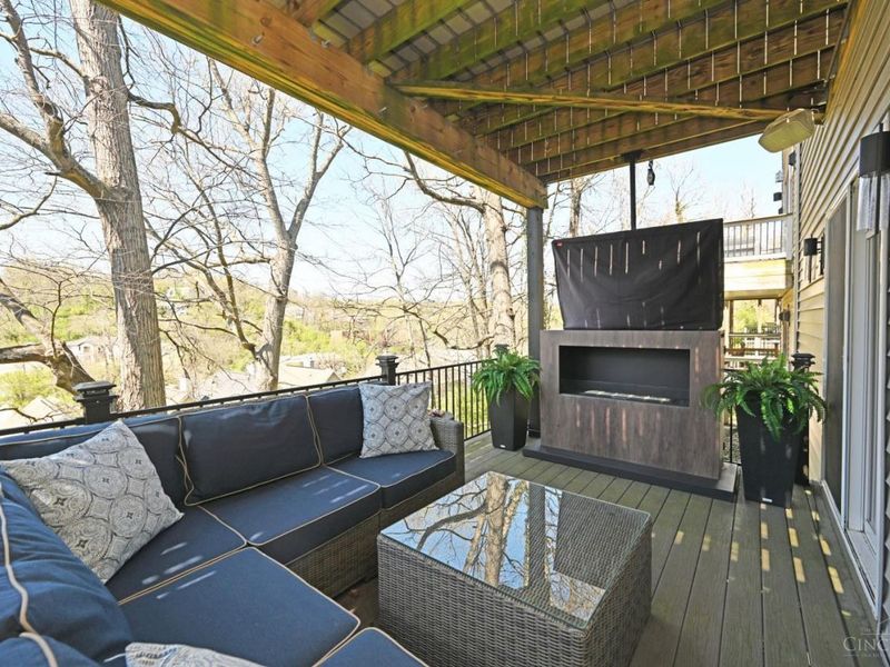 621 Athens Avenue, Cincinnati, OH 45226 Photo 57