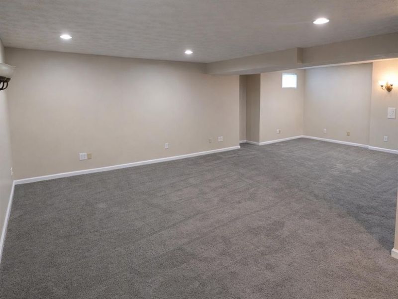 8724 Galecrest Drive, Maineville, OH 45039 Photo 10