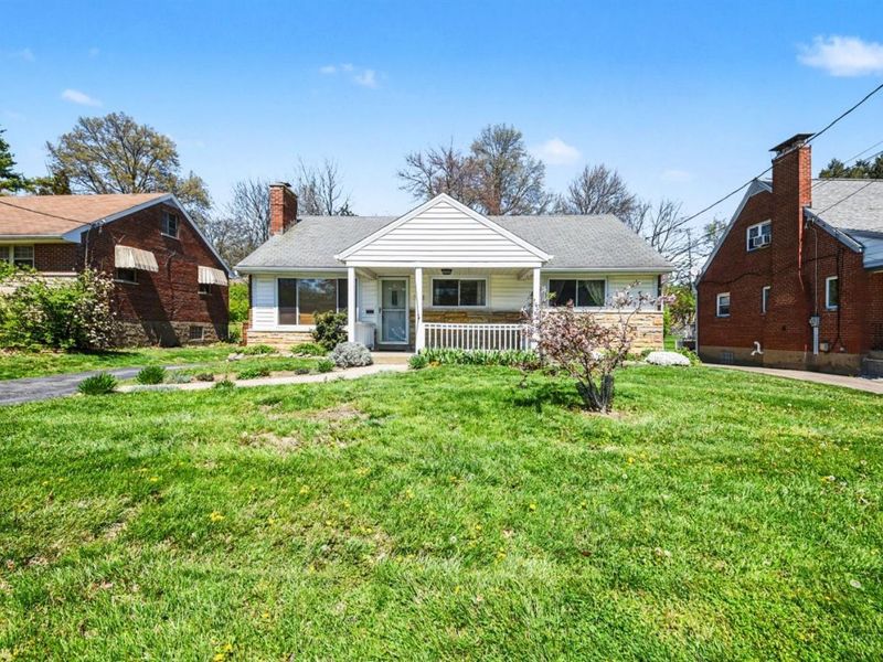 1472 Larrywood Lane, Cincinnati, OH 45224 Photo 2