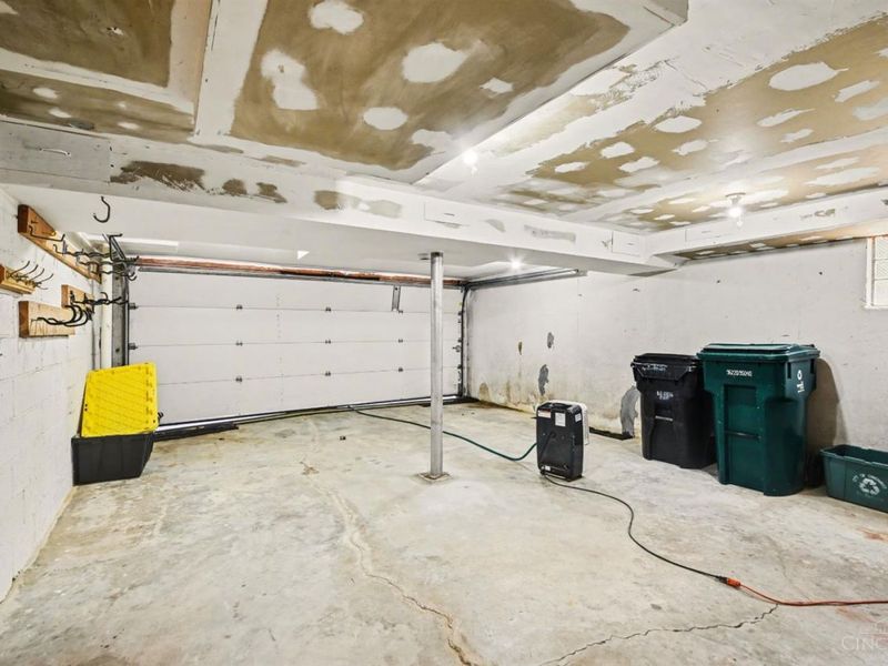 1472 Larrywood Lane, Cincinnati, OH 45224 Photo 22