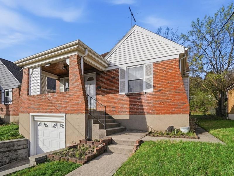 4515 Camberwell Road, Cincinnati, OH 45209 Photo 2