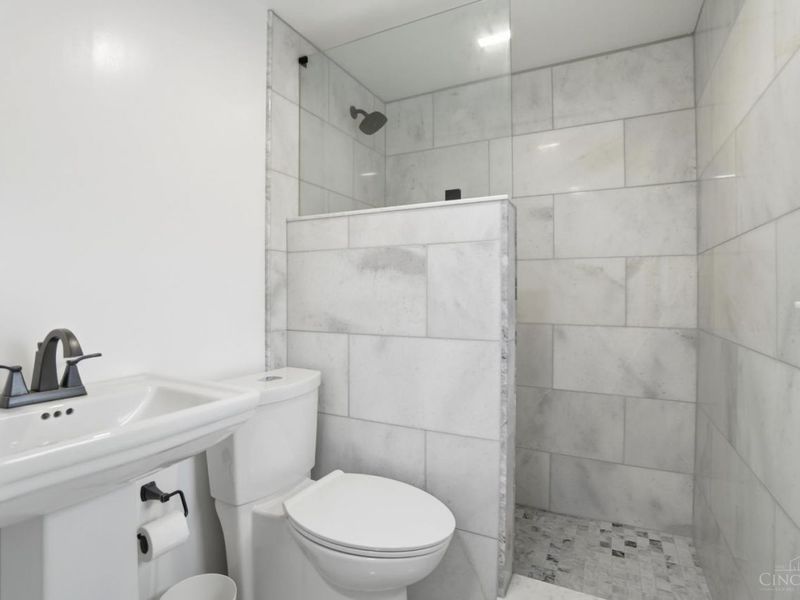 4515 Camberwell Road, Cincinnati, OH 45209 Photo 22