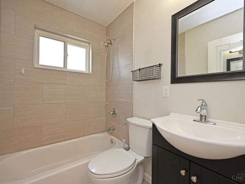 1387 Teakwood Avenue, Cincinnati, OH 45224 Photo 20