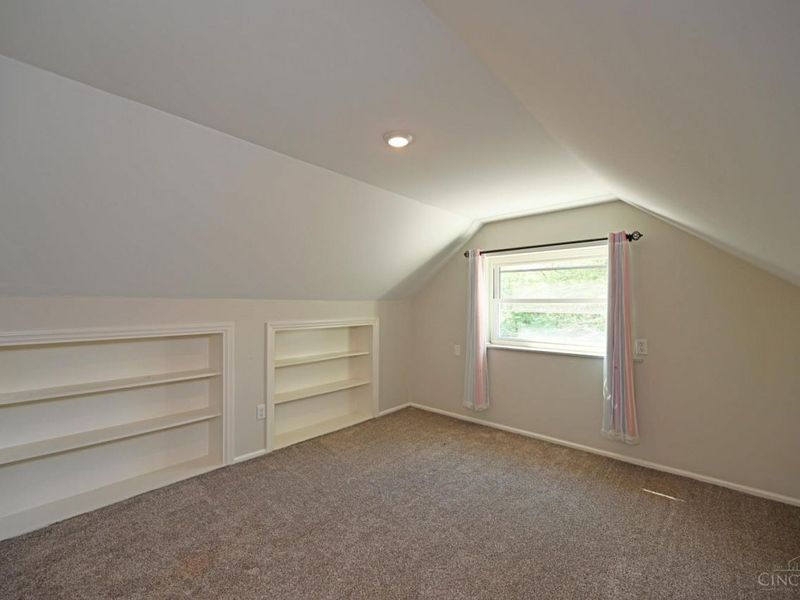 1387 Teakwood Avenue, Cincinnati, OH 45224 Photo 29