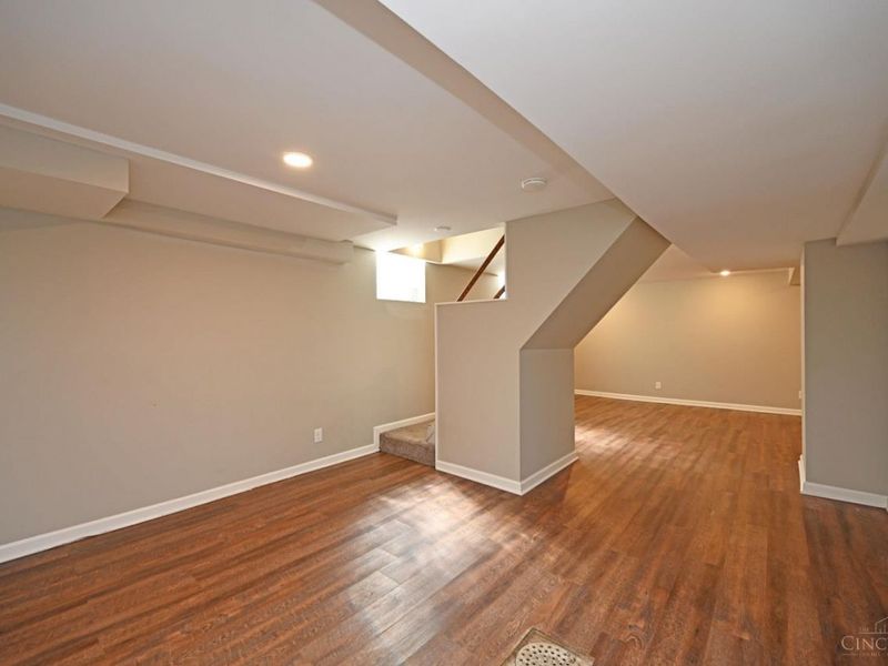 1387 Teakwood Avenue, Cincinnati, OH 45224 Photo 32