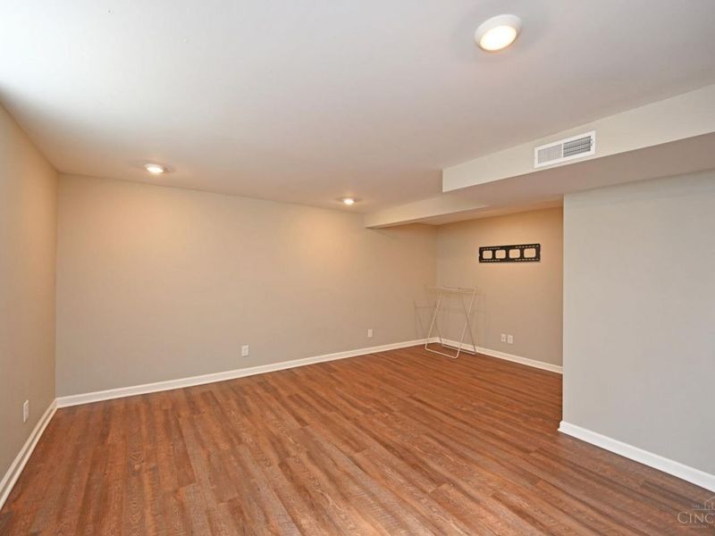 1387 Teakwood Avenue, Cincinnati, OH 45224 Photo 35