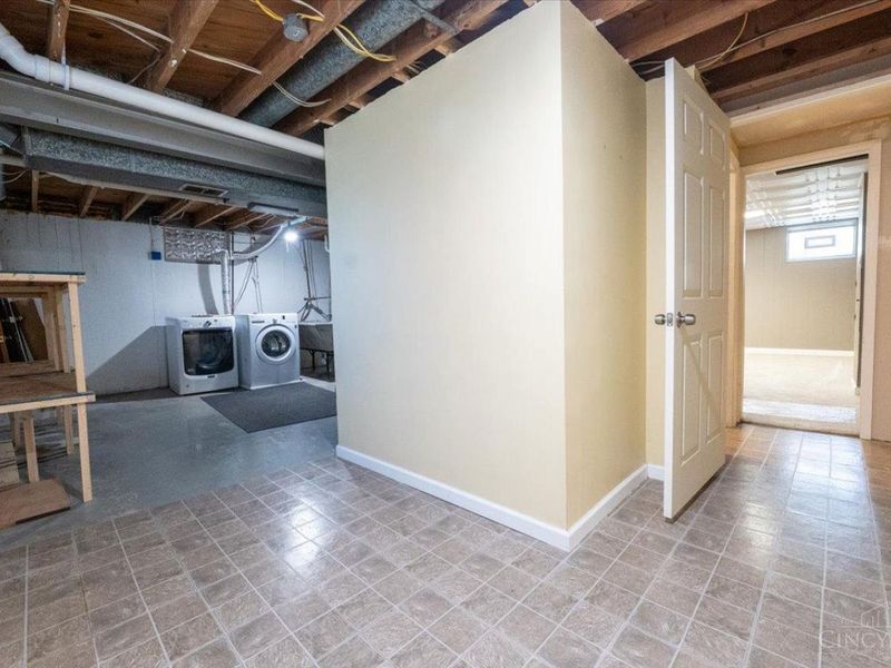 3745 Nightingale Drive, Fairfax, OH 45227 Photo 25