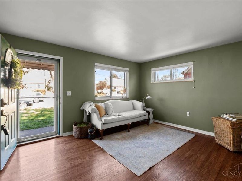 3745 Nightingale Drive, Fairfax, OH 45227 Photo 3