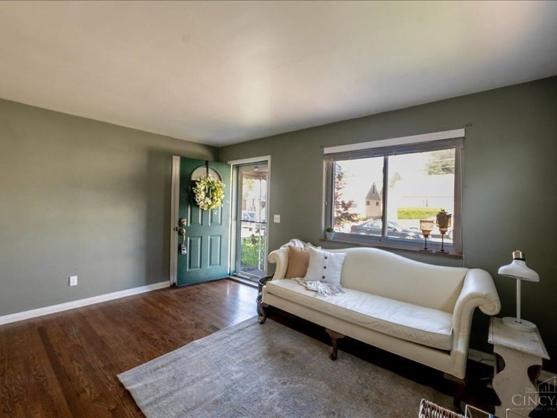 3745 Nightingale Drive, Fairfax, OH 45227 Photo 4