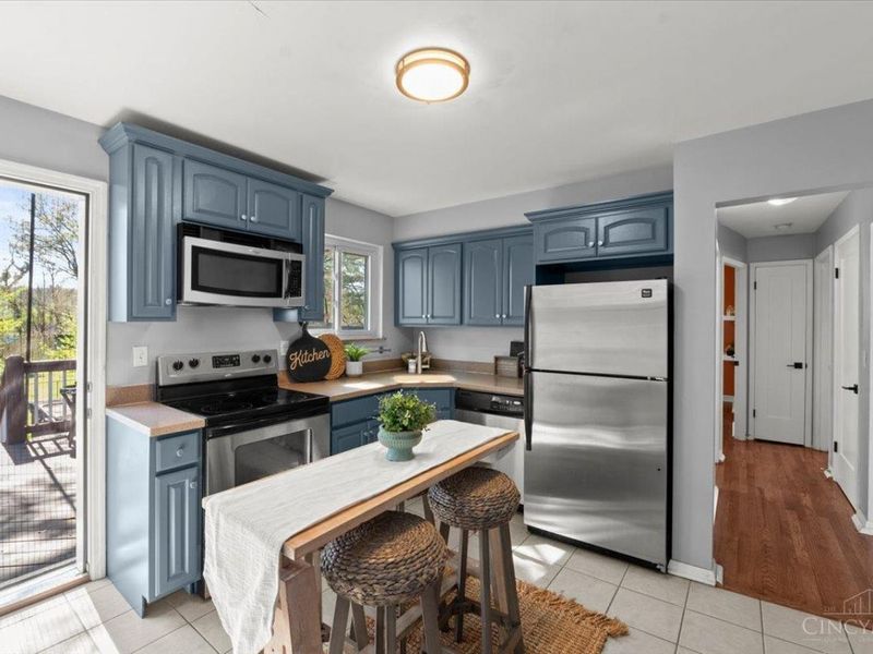 3745 Nightingale Drive, Fairfax, OH 45227 Photo 6