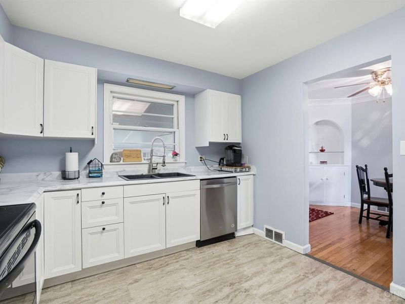 6098 Hamilton Middletown Road, Middletown, OH 45044 Photo 12