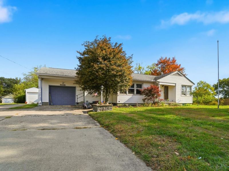 6098 Hamilton Middletown Road, Monroe, OH 45044 Photo 2