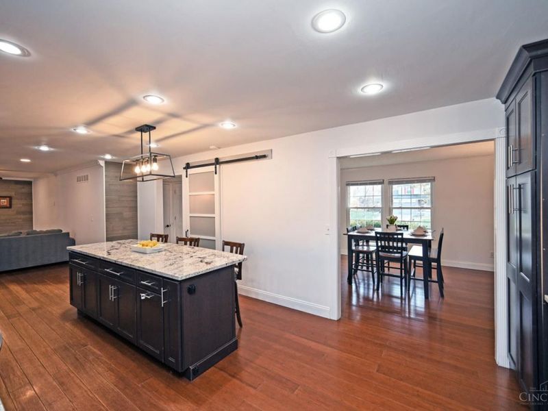 7712 Stonehill Drive, Anderson Twp, OH 45255 Photo 14