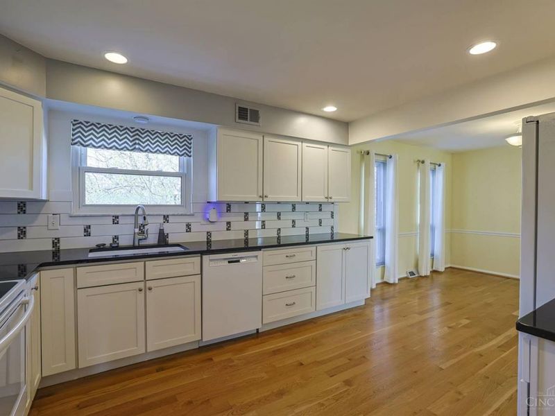 3877 Appletree Court, Cincinnati, OH 45247 Photo 15