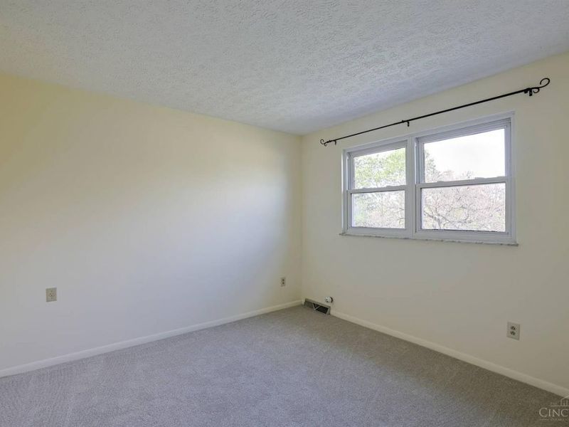 3877 Appletree Court, Cincinnati, OH 45247 Photo 23