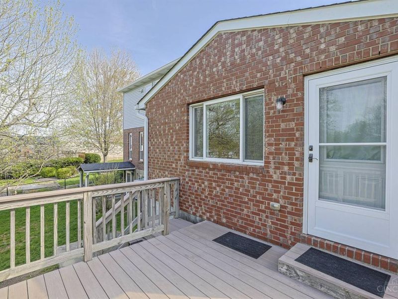 3877 Appletree Court, Cincinnati, OH 45247 Photo 33