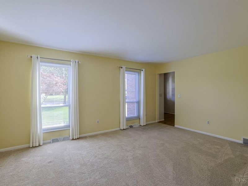 3877 Appletree Court, Cincinnati, OH 45247 Photo 6